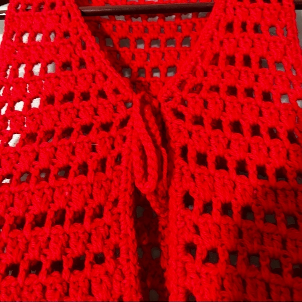 Vintage 1970's Handmade Crochet Red Tie Vest Retro Holiday Festival Hippie - Picture 4 of 7